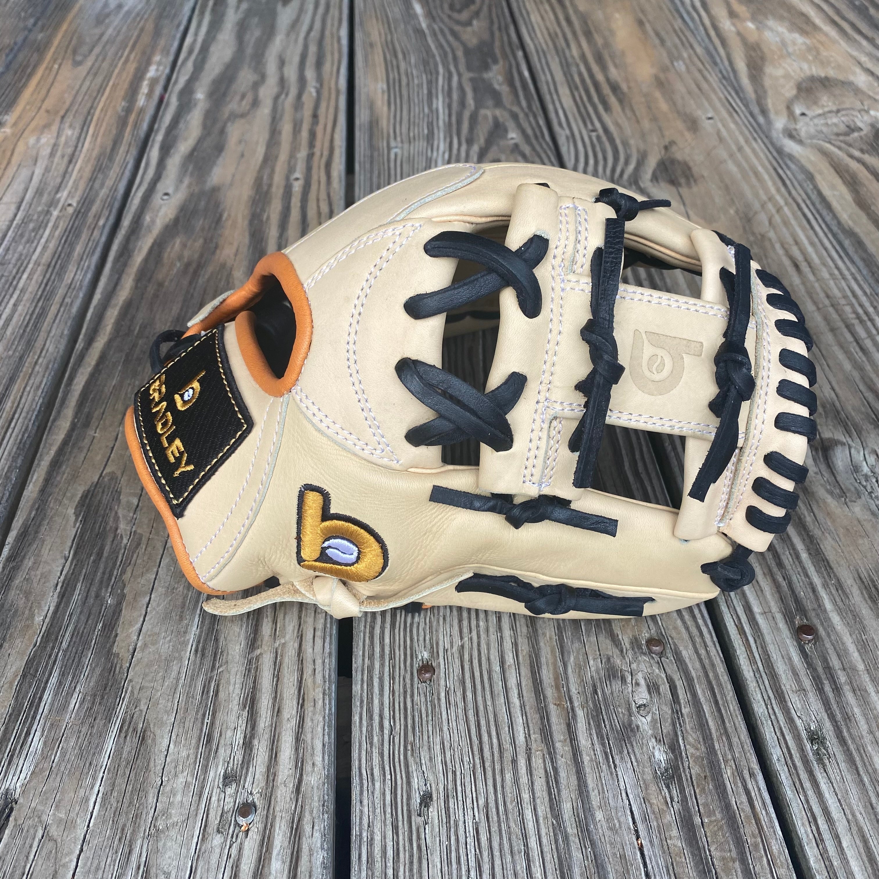 44 custom baseball sales gloves