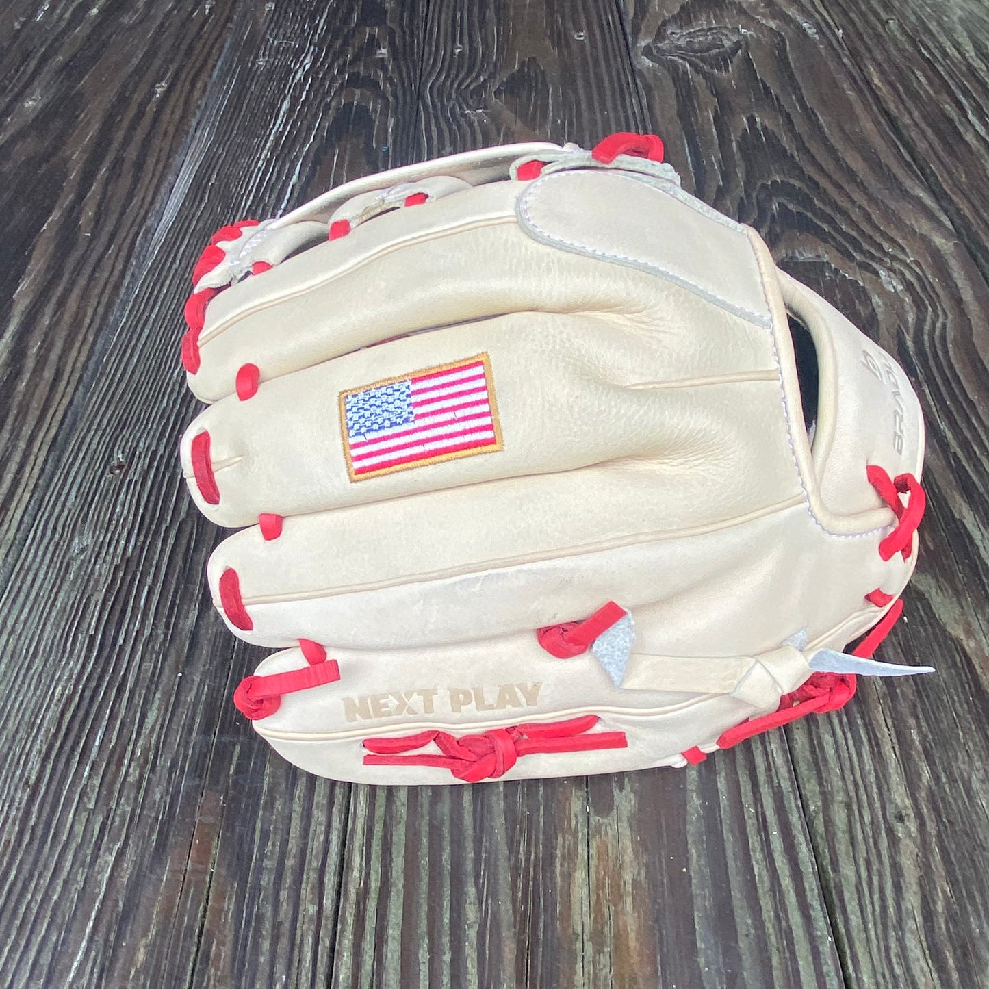 H-Web, Next Play Series 25 USA Flag