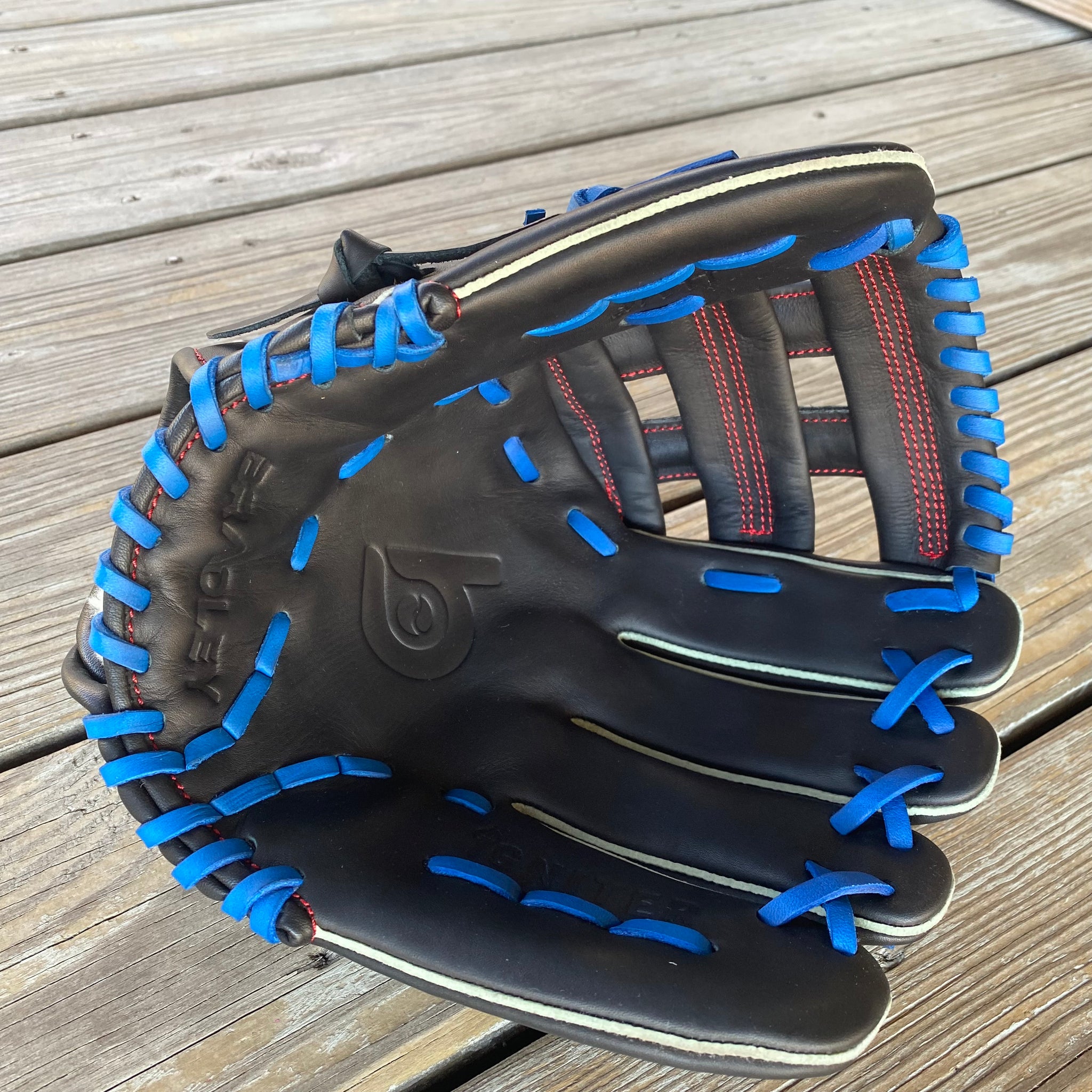 11.5  H-Web, T2 Next Play Series 23S (Blonde/Royal/Red) CLEARANCE 20%